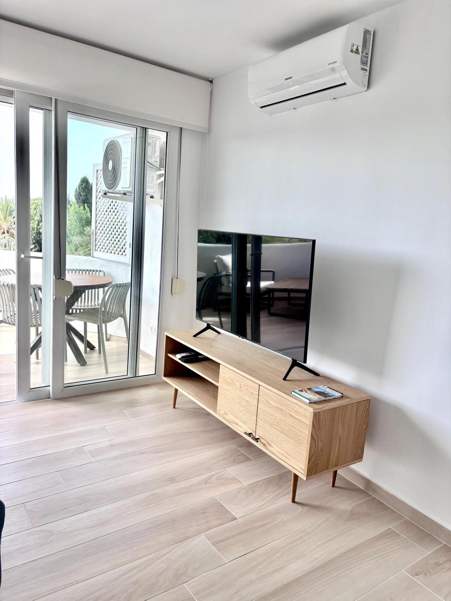 Estudio Panoramico En Apartamento Marbella