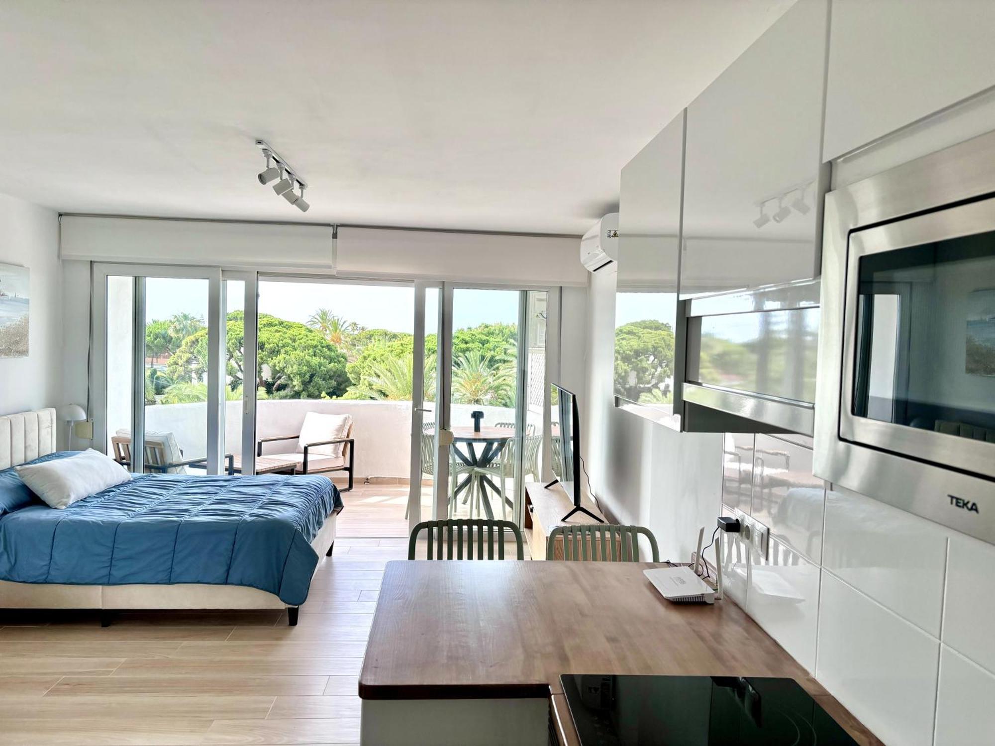 Estudio Panoramico En Apartamento Marbella